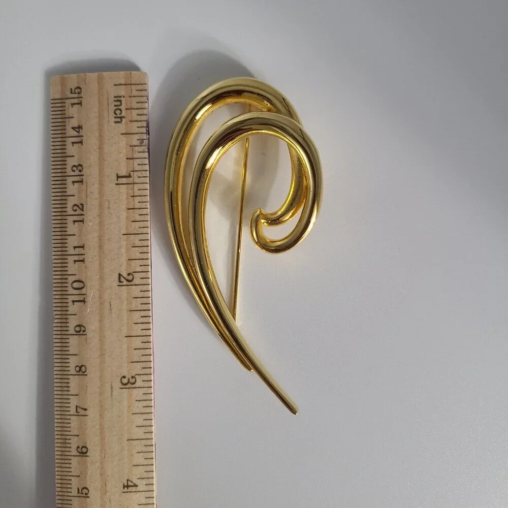 Brooch Pins Gold Tone Swirls - Birds Doves Silver Tone - Lot of 4